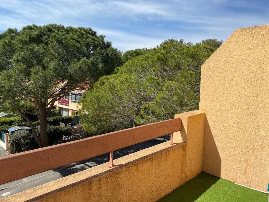 Ravissant T3 En Duplex Proche Mer La Londe-les-Maures Eksteriør billede